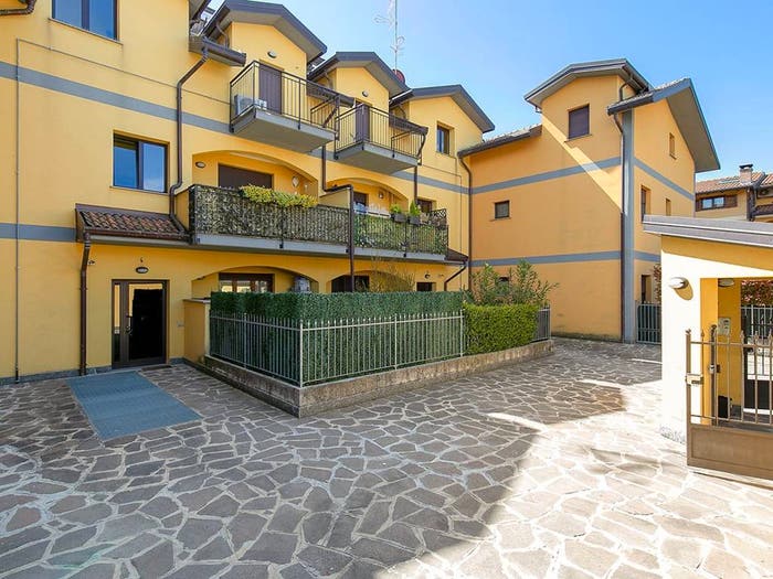 Appartamento trilocale in vendita in Via San Giulio, Massina, Cislago