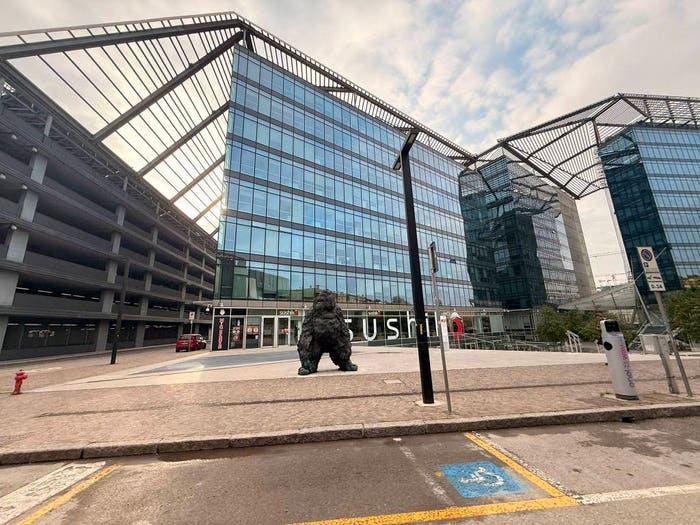 Appartamento con 5 locali in vendita in Via Giovanni Francesco Barbieri, Bolognina, Bologna