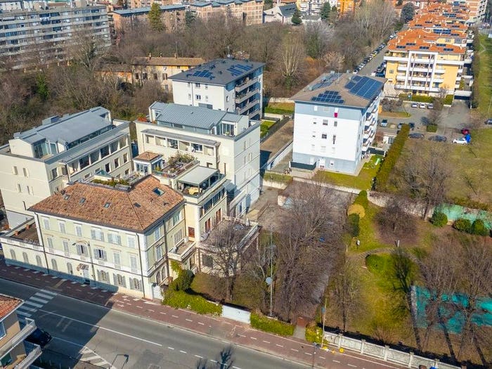 Appartamento quadrilocale in vendita in Via Volturno, Ospedale Volturno, Parma