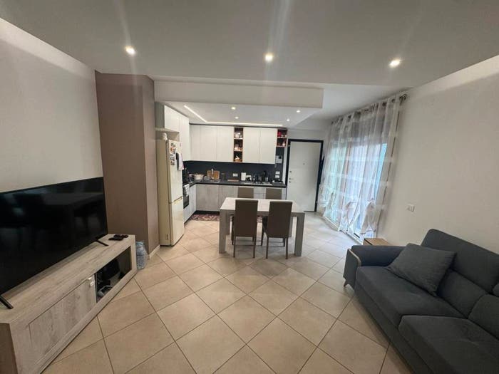 Appartamento trilocale in vendita in Via Vincenzo Bellini, Centro, San Giovanni Lupatoto