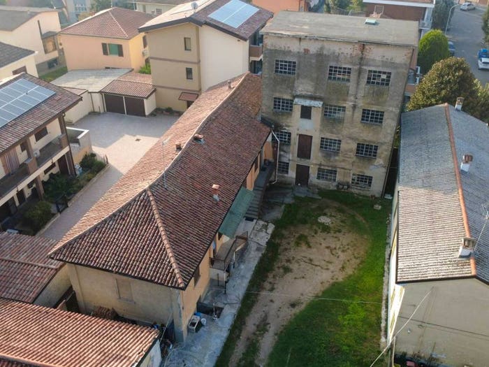 Casa con 6 locali in vendita in Via della Stazione, Centro, Siziano