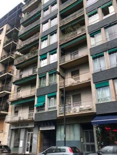 Appartamento con 6 locali in vendita in Corso Sempione, Sempione, Milano