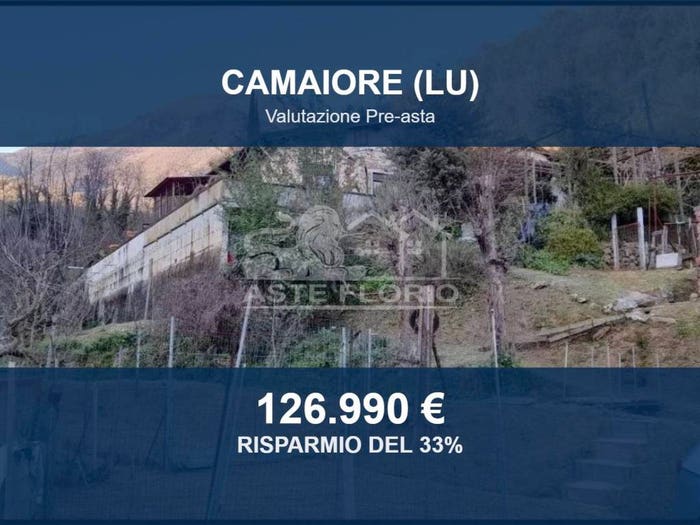 Appartamento trilocale in vendita in Via del Torrone, Camaiore Paese, Camaiore