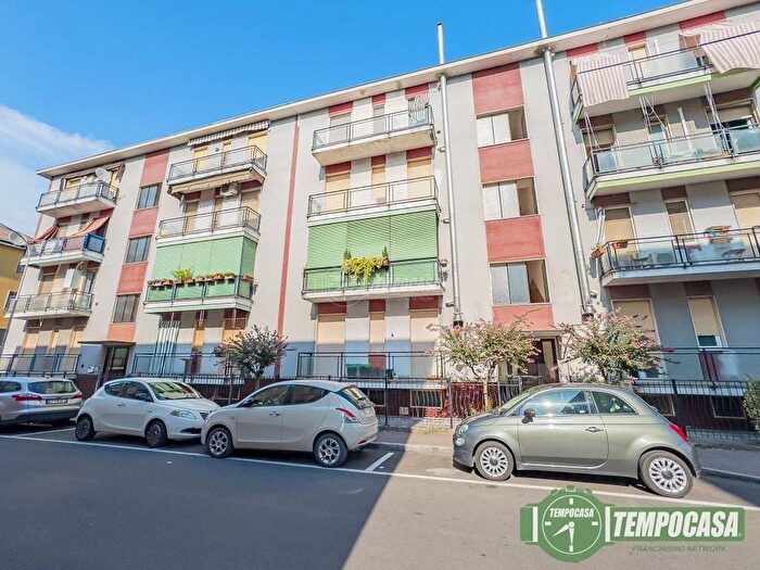 Appartamento bilocale in vendita in Via Leonardo da Vinci, Centro, Lodi Vecchio