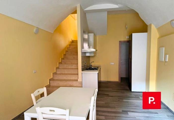 Appartamento quadrilocale in vendita in Via Italia, Riardo