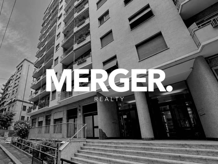 Appartamento con 6 locali in vendita in Via dei Landi, Sampierdarena, Genova