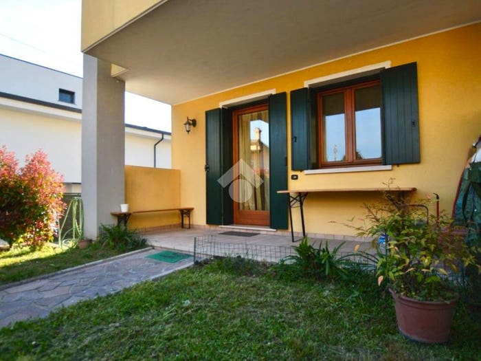 Casa quadrilocale in vendita in Via Trieste, Centro, Ceggia