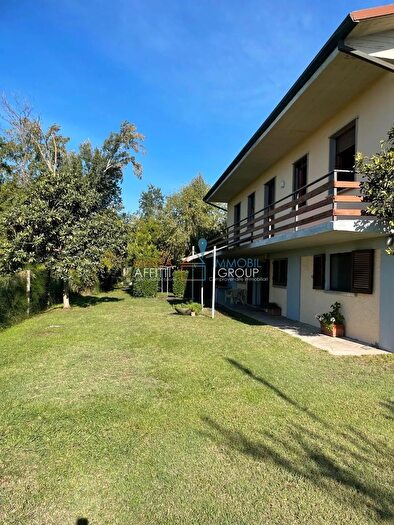 Casa con 6 locali in vendita in Via Rosseti E Bandini, Forte Dei Marmi