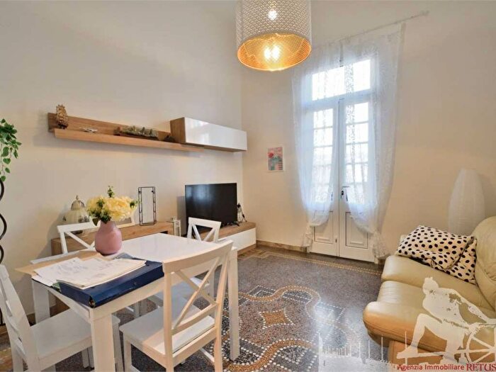 Appartamento con 6 locali in vendita in Centro, Forte dei Marmi