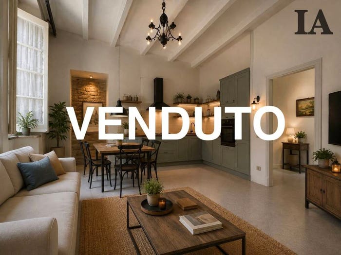 Appartamento con 5 locali in vendita in Via Roma, Centro, Albenga