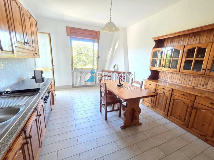 Appartamento trilocale in vendita in Traversa Via Variante SSbis, Castello di Cisterna
