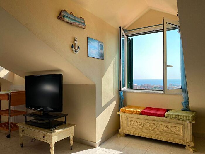 Casa bilocale in vendita in Via Ville, Ceriale