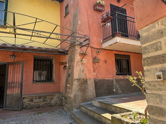 Appartamento trilocale in vendita in Via Martiri di Kindu, Monterosi