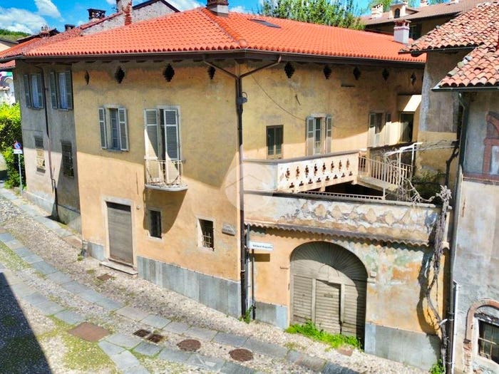 Casa con 6 locali in vendita in Via Alliaud, Centro, Avigliana