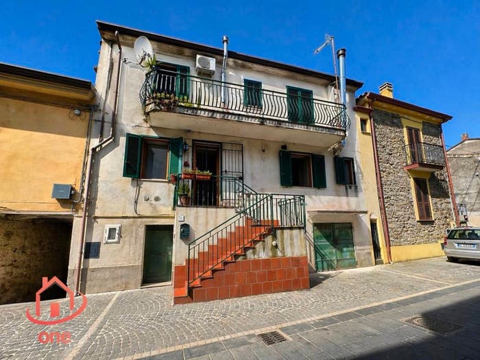 Appartamento trilocale in vendita in Corso Umberto I, Centro, Prignano Cilento