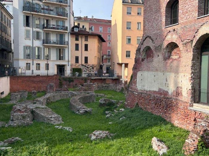 Appartamento quadrilocale in vendita in Carrobbio, Milano