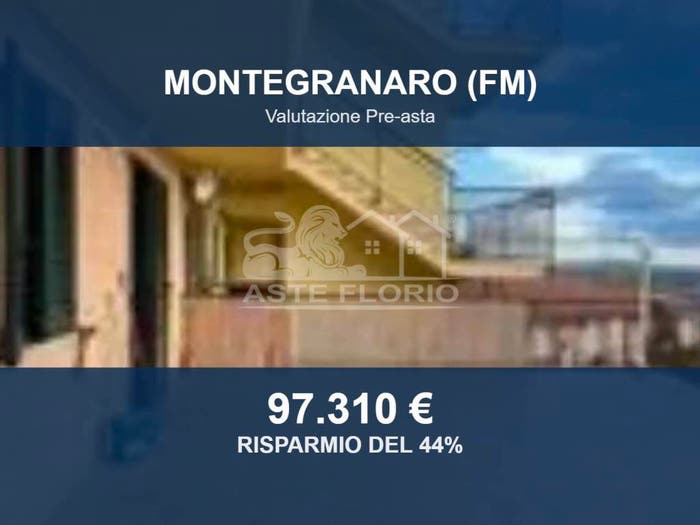 Appartamento con 5 locali in vendita in Via Della Resistenza, Centro, Montegranaro