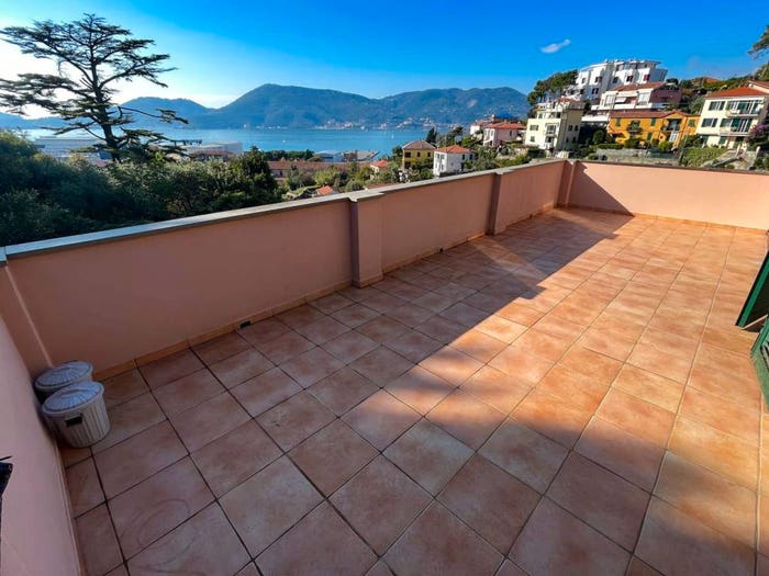 Appartamento con 5 locali in vendita in Via Luigi Rizzo, Muggiano Porto Lotti, La Spezia