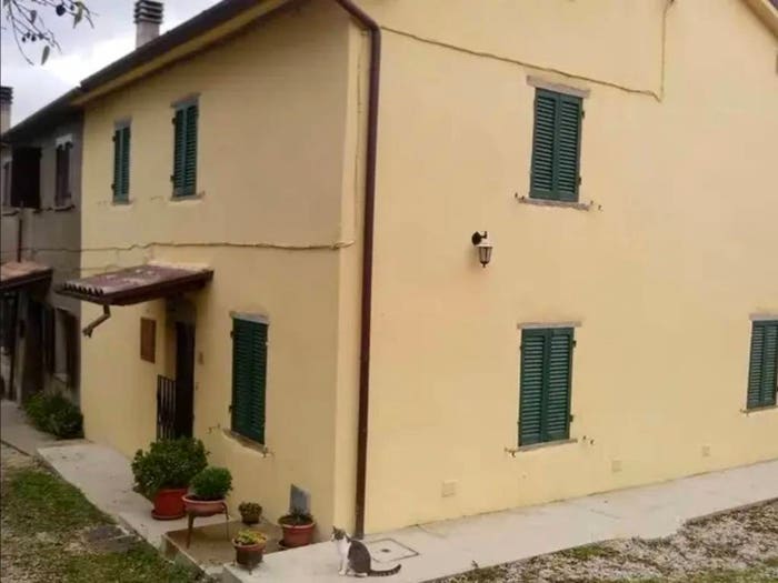 Casa quadrilocale in vendita in Vocabolo Magaldo, Città di Castello