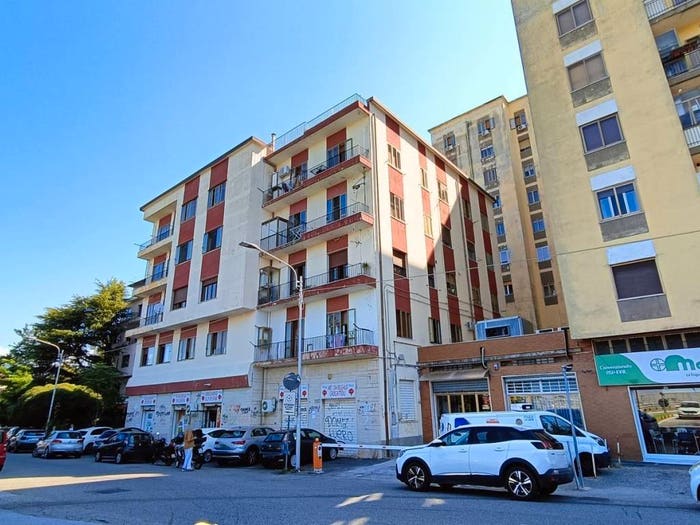 Appartamento trilocale in vendita in Viale Pio X, Stadio Pontepiccolo, Catanzaro