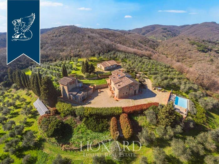 Casa con 6 locali in vendita in Greve in Chianti