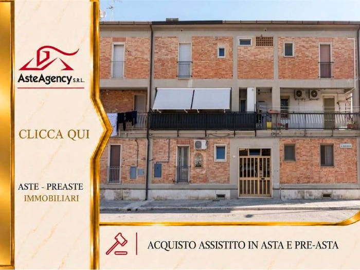 Appartamento con 5 locali in vendita in Viale giovanni boccaccio, Centro, Matera