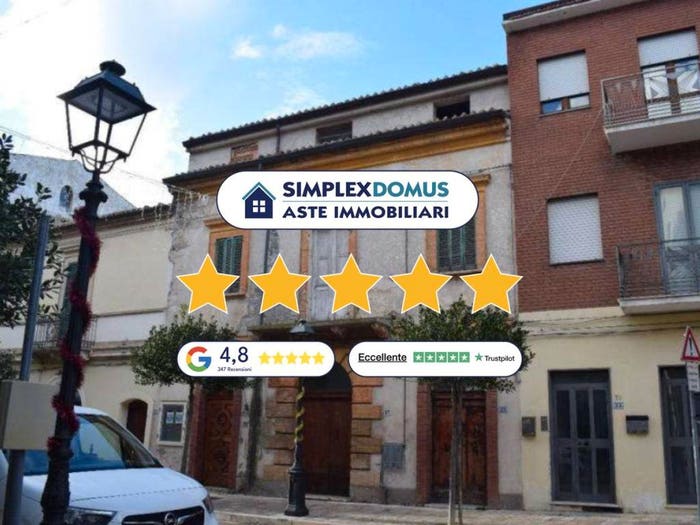 Appartamento con 6 locali in vendita in Corso Remo Gaspari, Centro, Gissi
