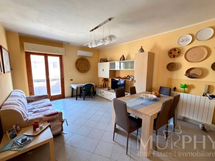 Appartamento quadrilocale in vendita in Via Filippo Turati, La Maddalena