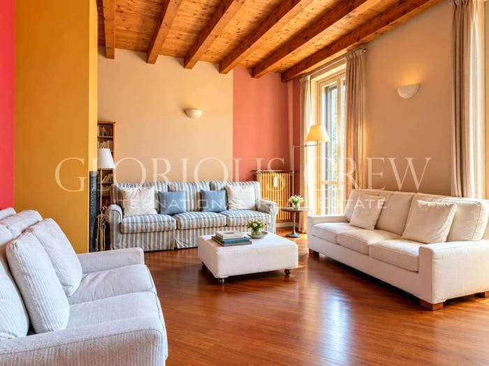 Appartamento con 5 locali in vendita in Viale Francesco Restelli, Isola, Milano