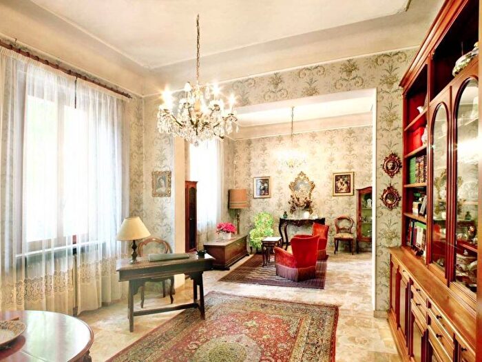 Casa con 6 locali in vendita in Centro Storico, Pesaro