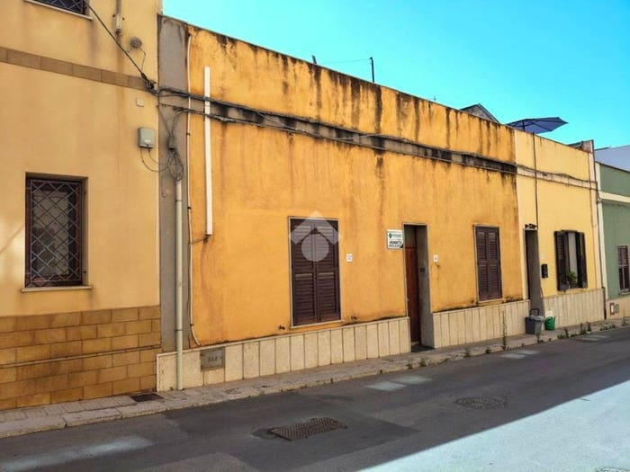 Casa quadrilocale in vendita in Via Principe Umberto, Casa Santa, Erice