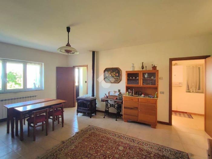 Casa trilocale in vendita in Frazione Valdato, BrignanoFrascata