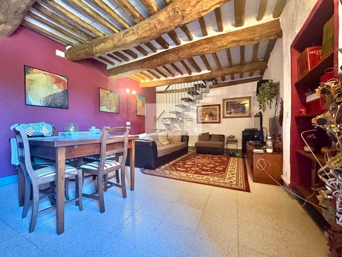 Casa con 6 locali in vendita in Via dei Landucci, Sant'Angelo, Lucca