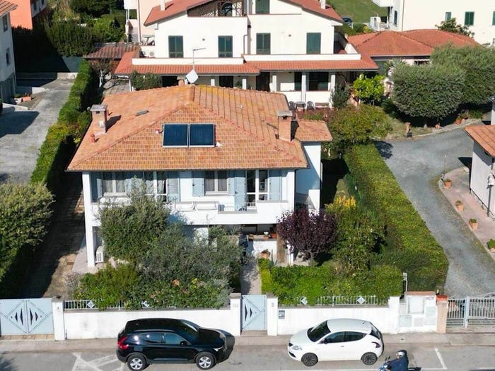 Casa con 5 locali in vendita in Marina di Cecina, Cecina