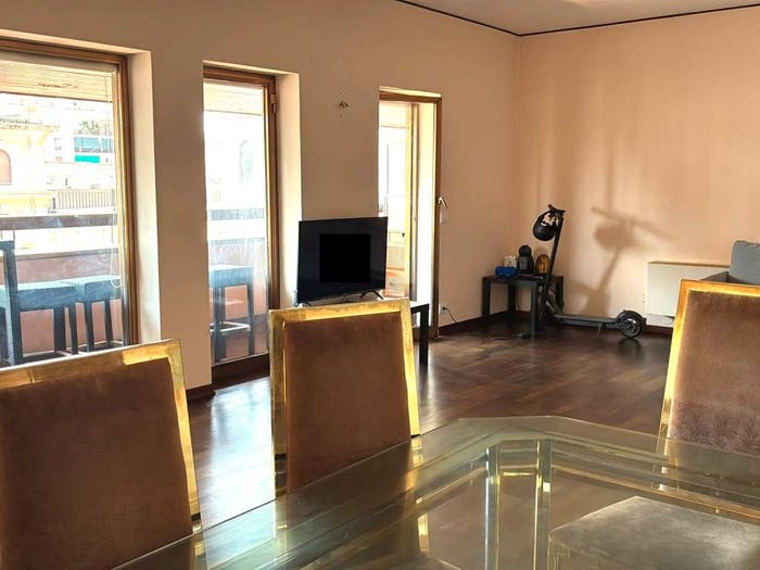 Appartamento quadrilocale in vendita in Piazza Camillo Benso di Cavour, Piazze Duomo, Padova