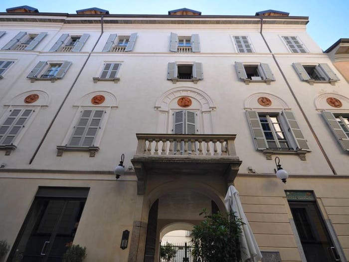 Appartamento trilocale in affitto in Via degli Avogadro, Centro Storico, Novara