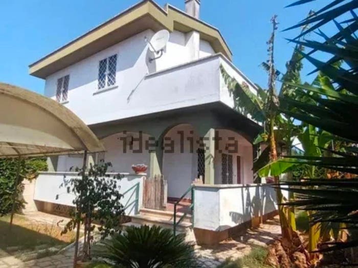 Casa quadrilocale in vendita in Via Giovanni Basile, Villaggio Giornalisti Poggio, Anzio