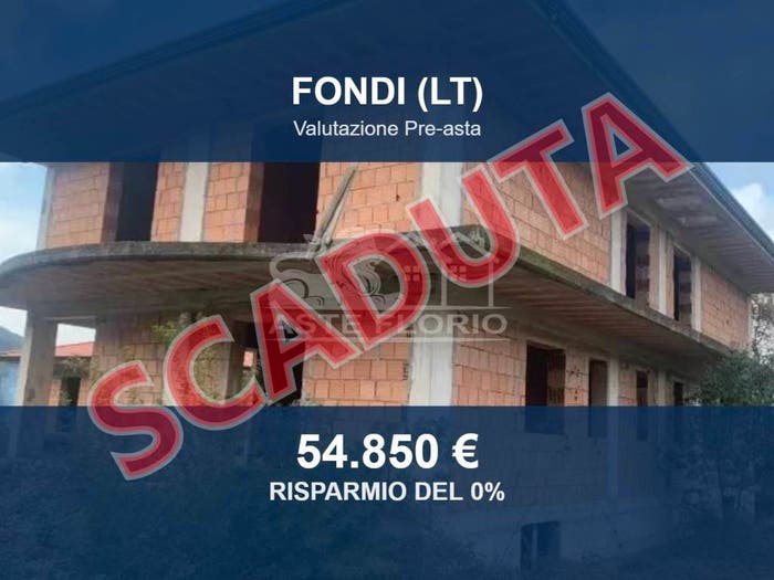 Casa con 5 locali in vendita in Contrada Querce snc, Centro, Fondi