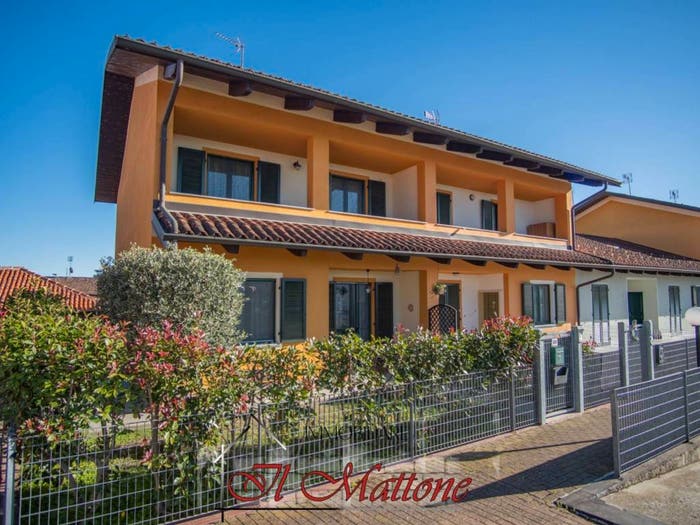 Casa con 6 locali in vendita in Piazza Duncanville, Monasterolo di Savigliano