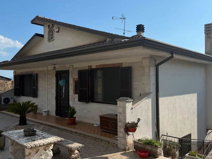 Casa con 6 locali in vendita in Via Ara le Gotte, Colli, Monte San Giovanni Campano