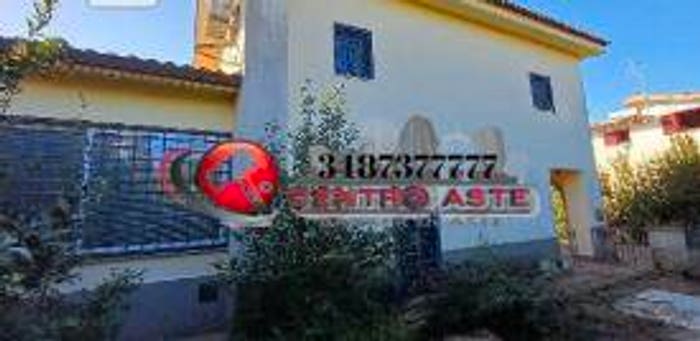 Casa con 5 locali in vendita in Via Tevere Anguillara Sabazia RM Italia, Centro, Anguillara Sabazia