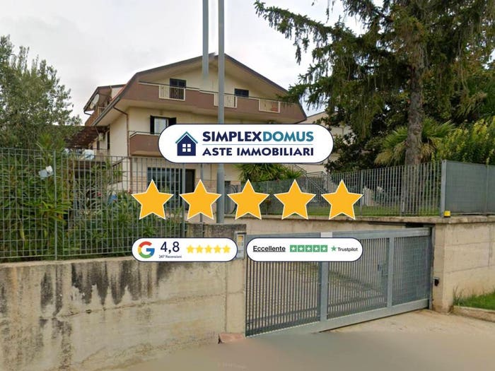 Appartamento con 6 locali in vendita in Via nd, Centro, Canosa Sannita