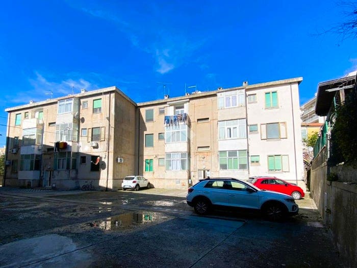 Appartamento bilocale in vendita in Via dei Gigli, Centro, Paola