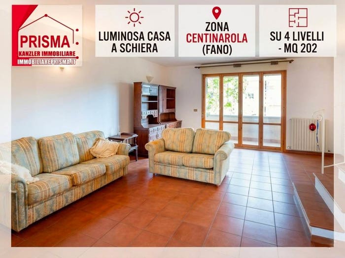 Casa con 5 locali in vendita in Centinarola, Fano