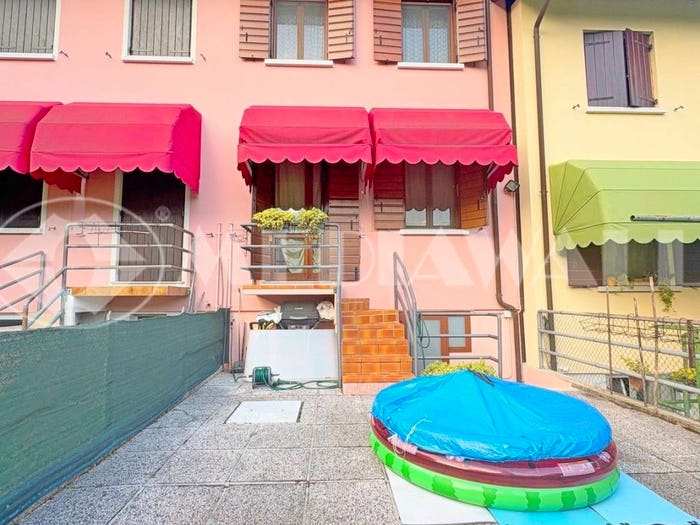 Casa con 5 locali in vendita in Centro, Caneva