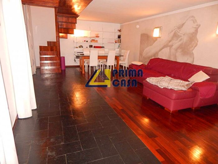 Appartamento quadrilocale in vendita in Via Francesco De Seta, Centro Storico, Catanzaro