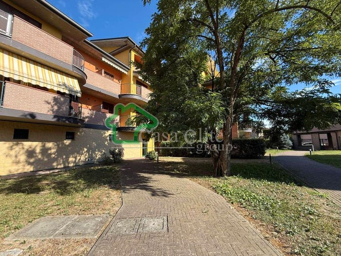 Appartamento trilocale in vendita in Strada della Fontana, Revellino Campo Marte, Lodi
