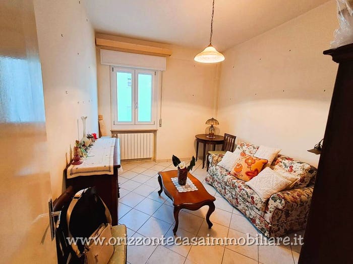 Appartamento con 6 locali in vendita in Ascoli Piceno
