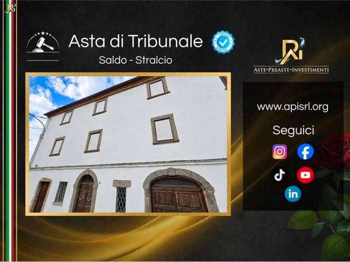 Appartamento quadrilocale in vendita in Via Roma, Centro, Semproniano