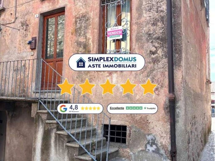 Appartamento con 5 locali in vendita in Via Pietro Pagliolico, CugliateFabiasco